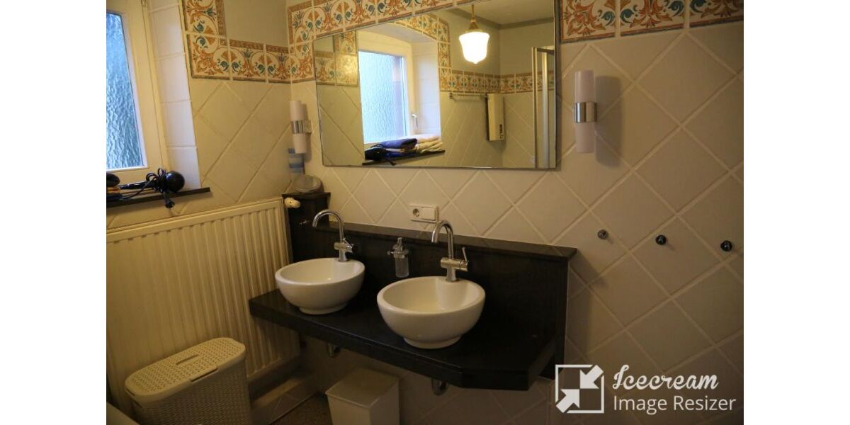 Historisches Winzeranwesen, teilmöblierte Wohnung 4 zimmer