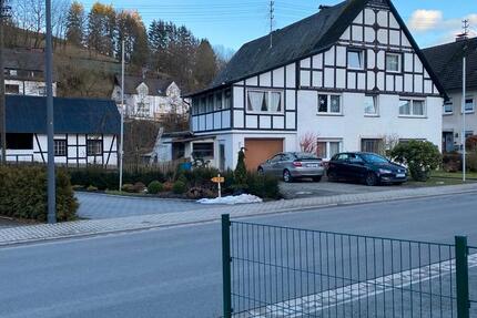 Wohnen auf Zeit Kirchhundem - 5 Zimmer, 100 m&sup2;, 20&euro; | Angebot:26710398