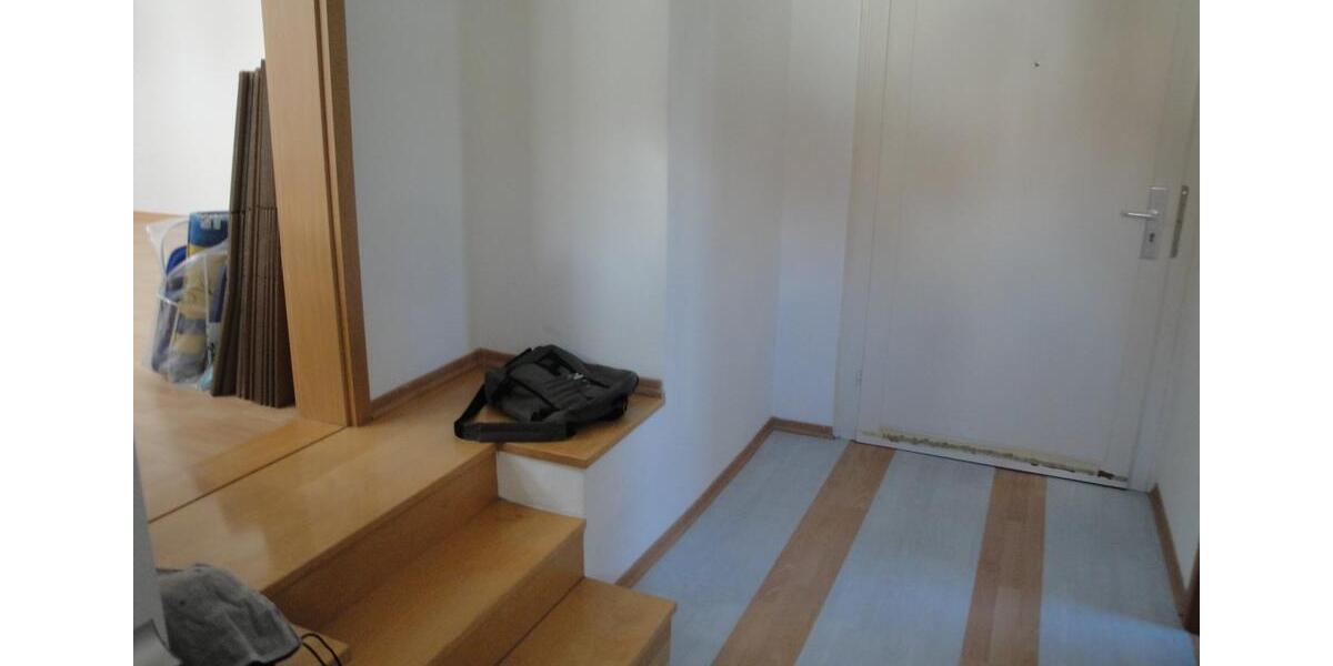 Dachgeschoßwohnung Sonneberg - 1 Zimmer, 49 m&sup2;, 340&euro; | Angebot:26284967