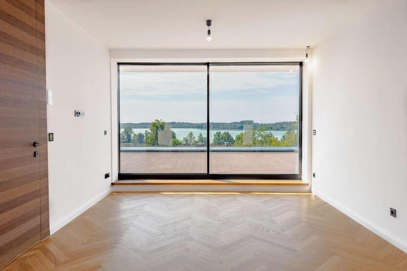 Familiendomizil mit Seeblick. Neubau Erstbezug