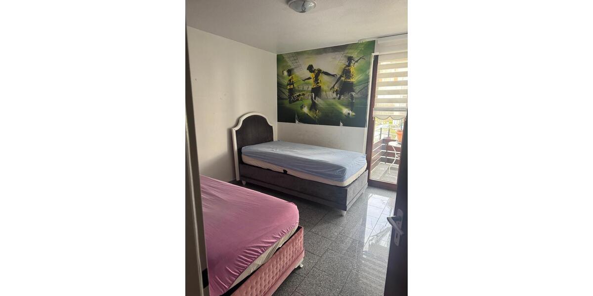 Etagenwohnung Wiesbaden Südost - 3 Zimmer, 87 m&sup2;, 1.650&euro; | Angebot:26495103
