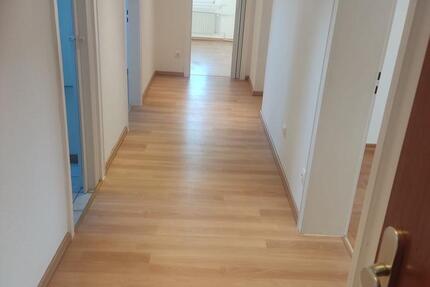 Wohnung Seelze - 3 Zimmer, 72 m&sup2;, 826&euro; | Angebot:25925812