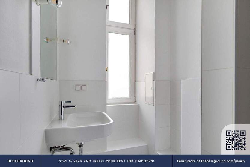 Blueground ID369, Mitte 2 zimmer