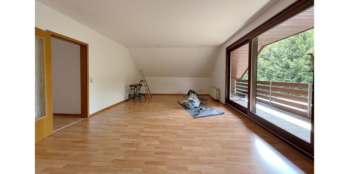 Grüner Ausblick von West nach Ost: renovierte 3-Zi.-Whg. 3 zimmer