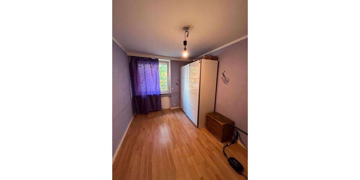 Etagenwohnung Trier Feyen-Weismark - 2 Zimmer, 111 m&sup2;, 470&euro; | Angebot:26592181