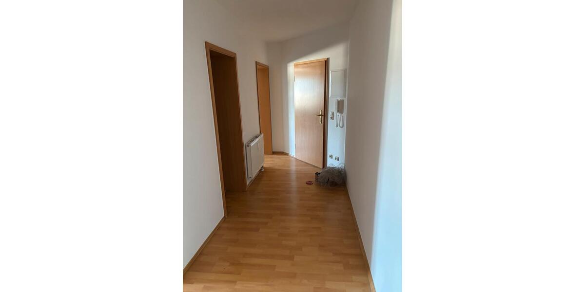 Dachgeschoßwohnung Naila - 3 Zimmer, 64 m&sup2;, 580&euro; | Angebot:26060932