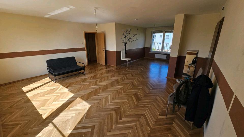 Etagenwohnung Kreuzwertheim - 5 Zimmer, 111 m&sup2;, 900&euro; | Angebot:26168735