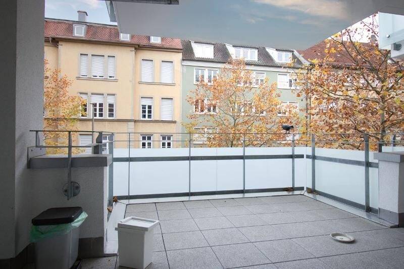 Etagenwohnung Schweinfurt Innenstadt - 4 Zimmer, 111 m&sup2;, 1.250&euro; | Angebot:23562463