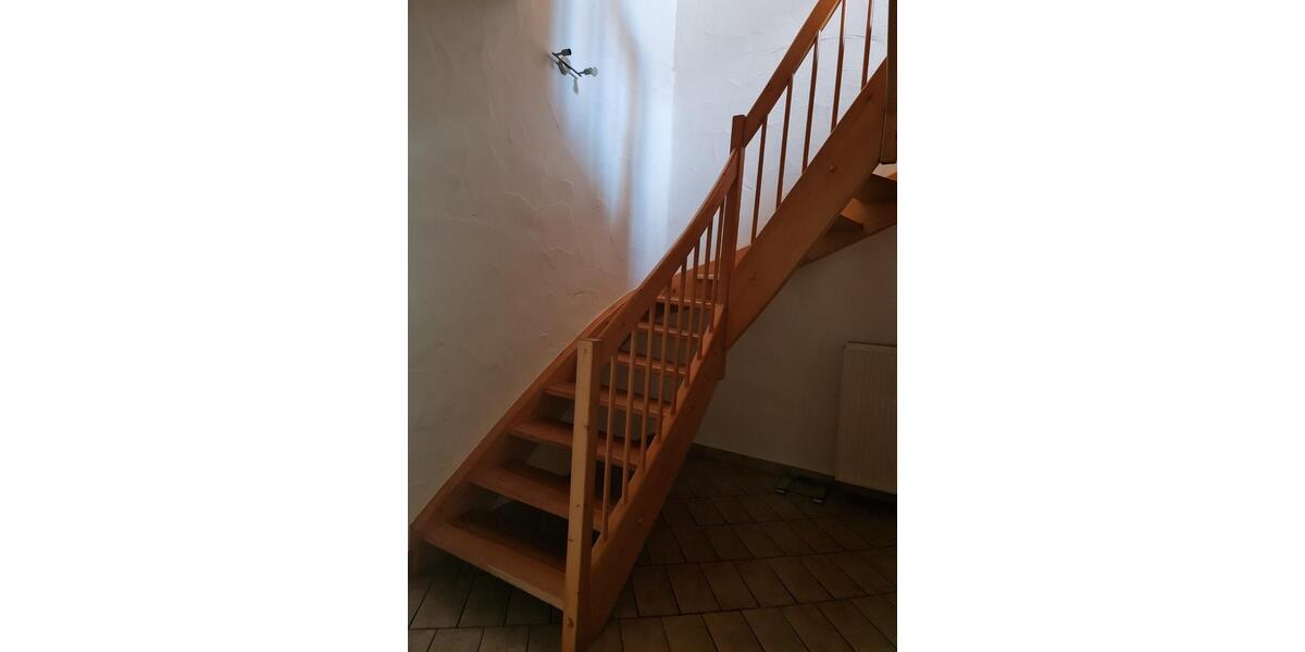 Etagenwohnung Zachenberg - 4 Zimmer, 118 m&sup2;, 545&euro; | Angebot:25324144