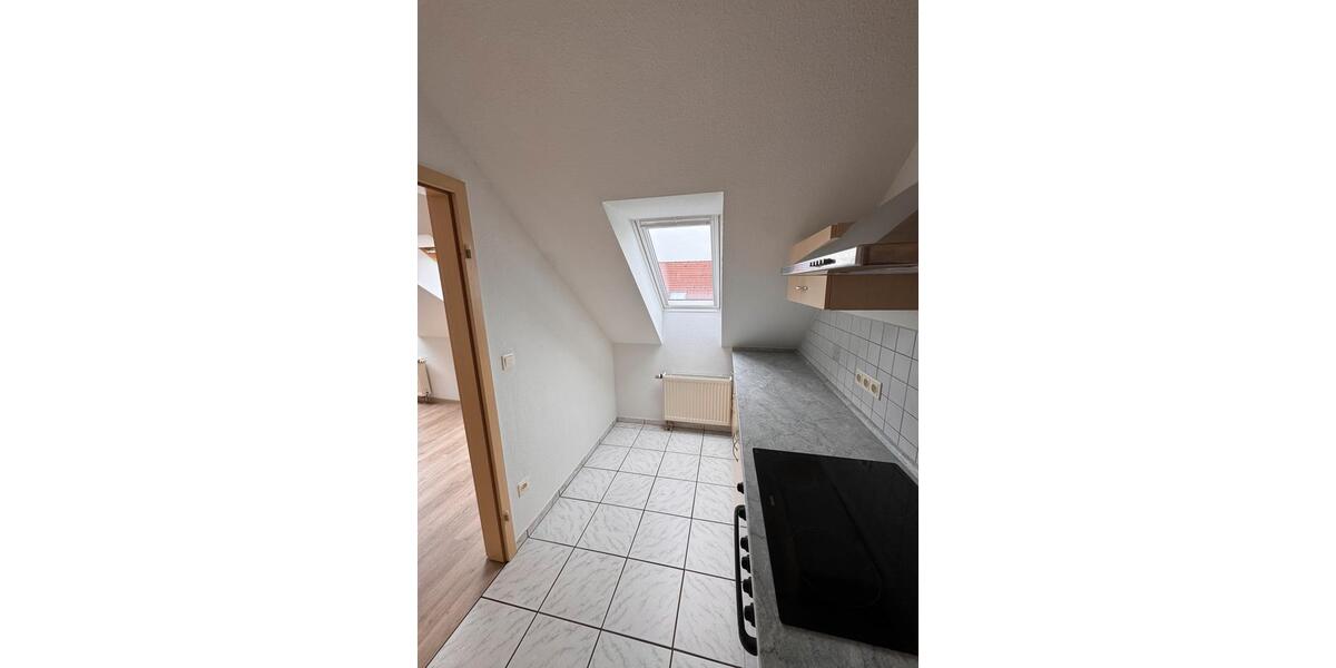 Dachgeschoßwohnung Rinteln - 3 Zimmer, 77 m&sup2;, 620&euro; | Angebot:26458017