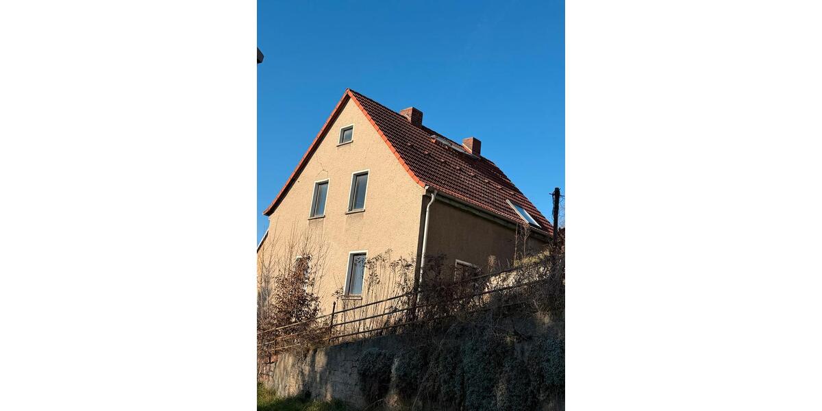 Einfamilienhaus Rositz - 8 Zimmer, 140 m&sup2;, 500&euro; | Angebot:24812820