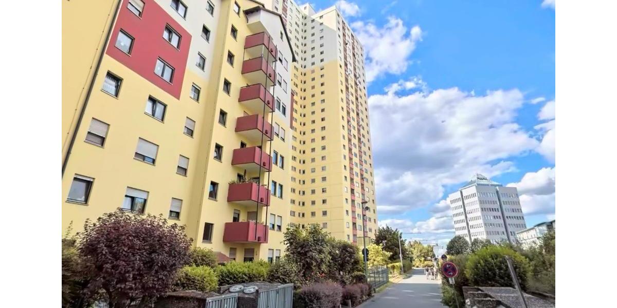 Gut geschnittene 3-Zimmer-Wohnung Balkon, Aufzug, Stellplatz 2 zimmer