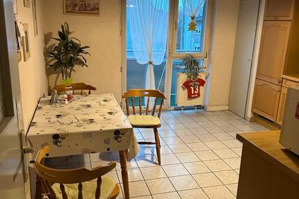 Schöner 2 Zimmer Wohnung zuvermieten 600€ 2 zimmer