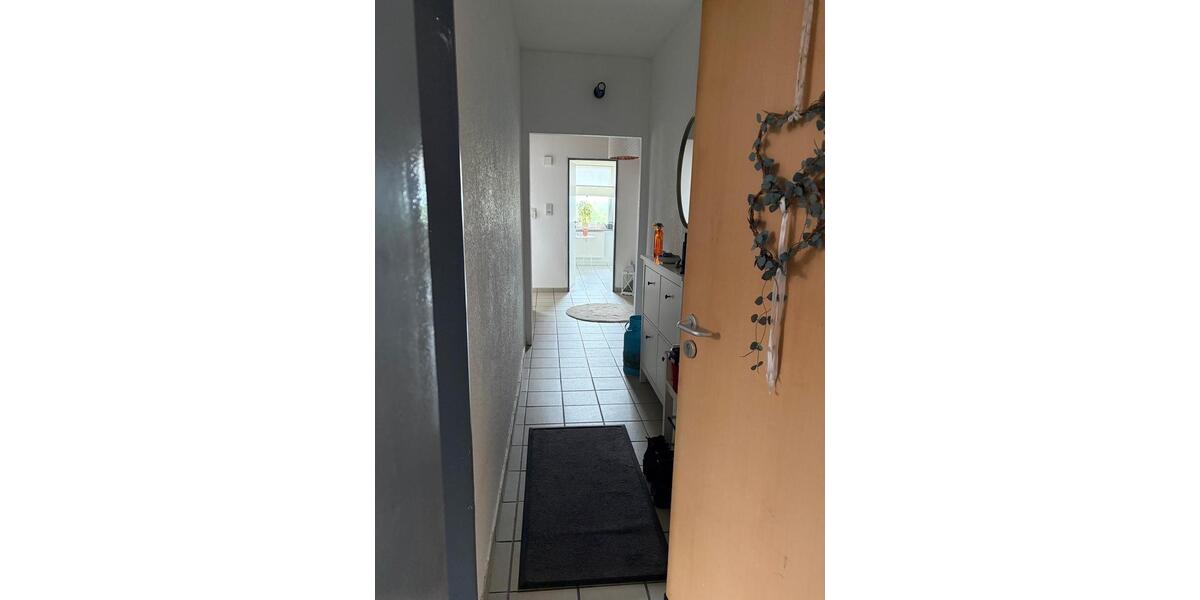 Etagenwohnung Hüllhorst - 4 Zimmer, 90 m&sup2;, 850&euro; | Angebot:26535336