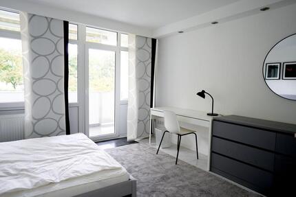 WG-Neugründung – Zimmer in neu renovierter & möblierter Wohnung mit Balkon zimmer