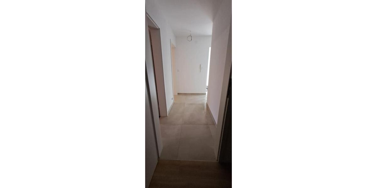 Hochparterre Süßen - 3 Zimmer, 67 m&sup2;, 900&euro; | Angebot:24594620