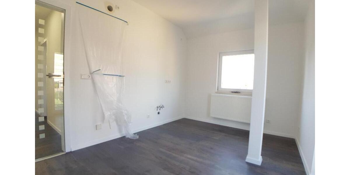 Etagenwohnung Hohenstein-Ernstthal Ernstthal - 4 Zimmer, 97 m&sup2;, 727&euro; | Angebot:20444552