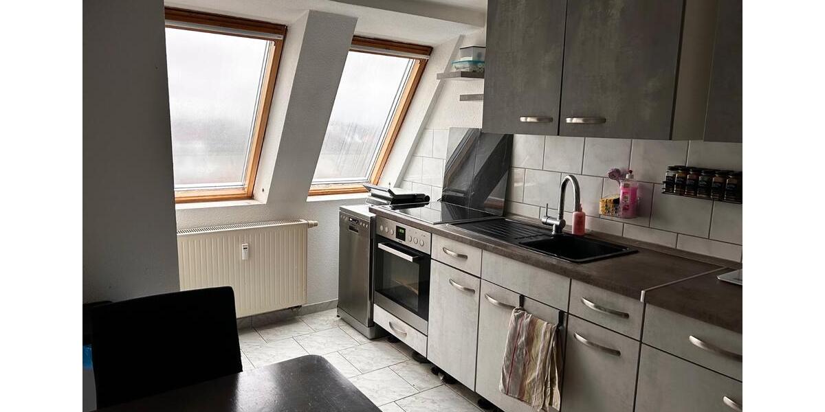 Dachgeschoßwohnung Frankfurt (Oder) - 2 Zimmer, 65 m&sup2;, 357&euro; | Angebot:25964424