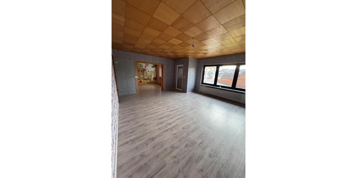 Etagenwohnung Weilburg - 5 Zimmer, 155 m&sup2;, 1.600&euro; | Angebot:26551690