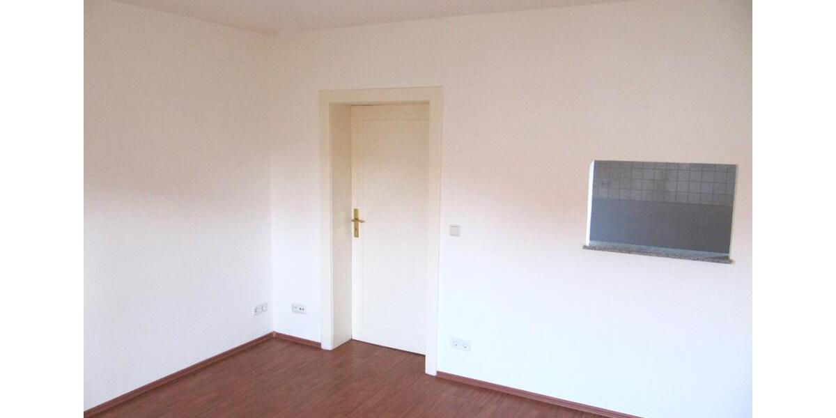 Erdgeschoßwohnung Naumburg (Saale) - 2 Zimmer, 58 m&sup2;, 450&euro; | Angebot:25930947