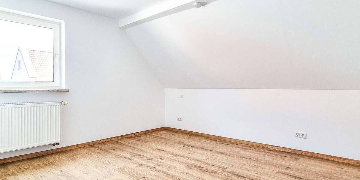 Einfamilienhaus Waldbüttelbrunn - 3 Zimmer, 72 m&sup2;, 880&euro; | Angebot:26596740