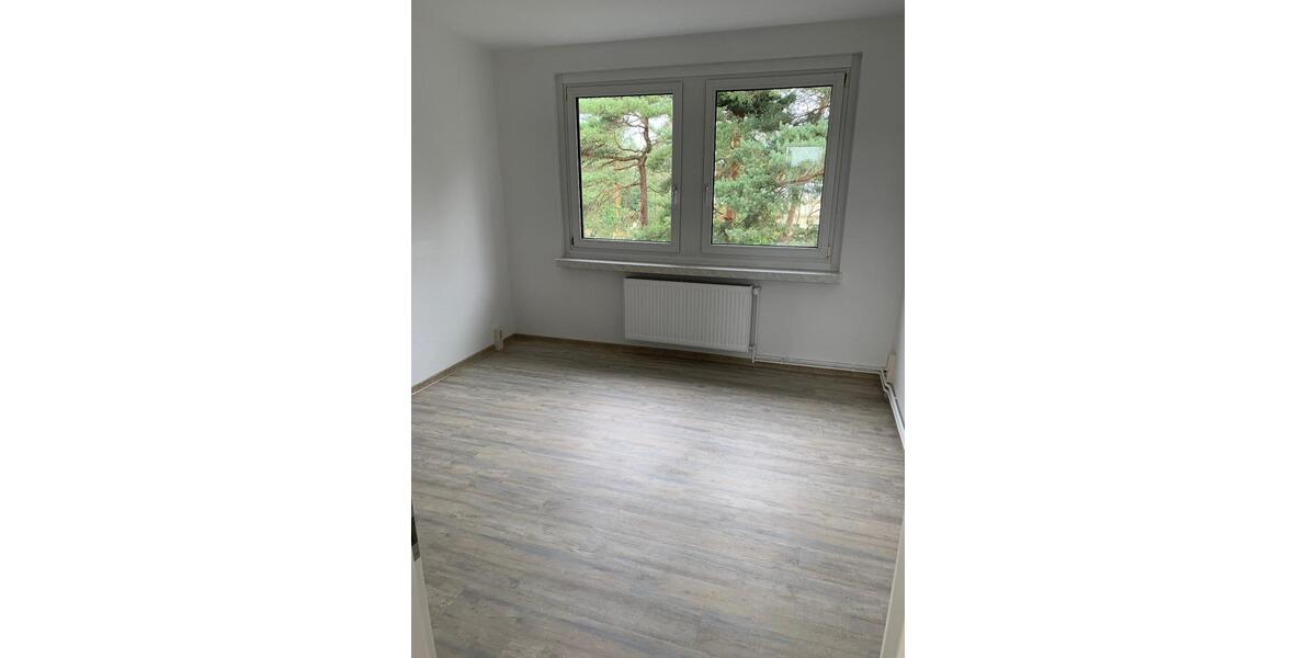Etagenwohnung Bad Liebenwerda - 3 Zimmer, 58 m&sup2;, 347&euro; | Angebot:26646479