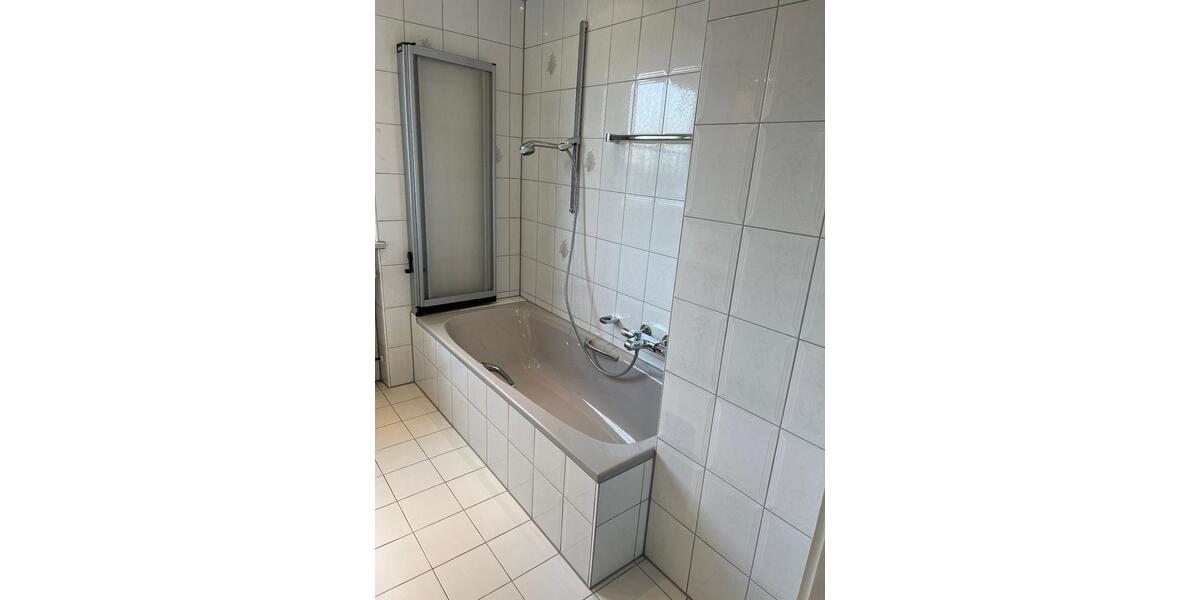 Einfamilienhaus Schwandorf - 3 Zimmer, 90 m&sup2;, 850&euro; | Angebot:24855306