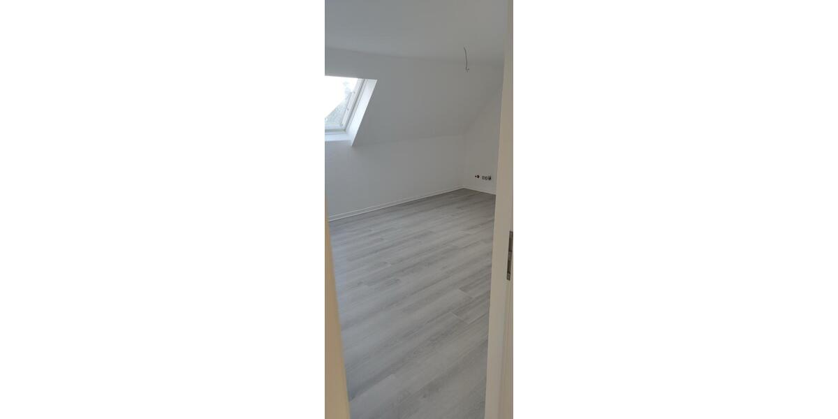 Etagenwohnung Kirchberg (Hunsrück) - 4 Zimmer, 102 m&sup2;, 880&euro; | Angebot:25056569