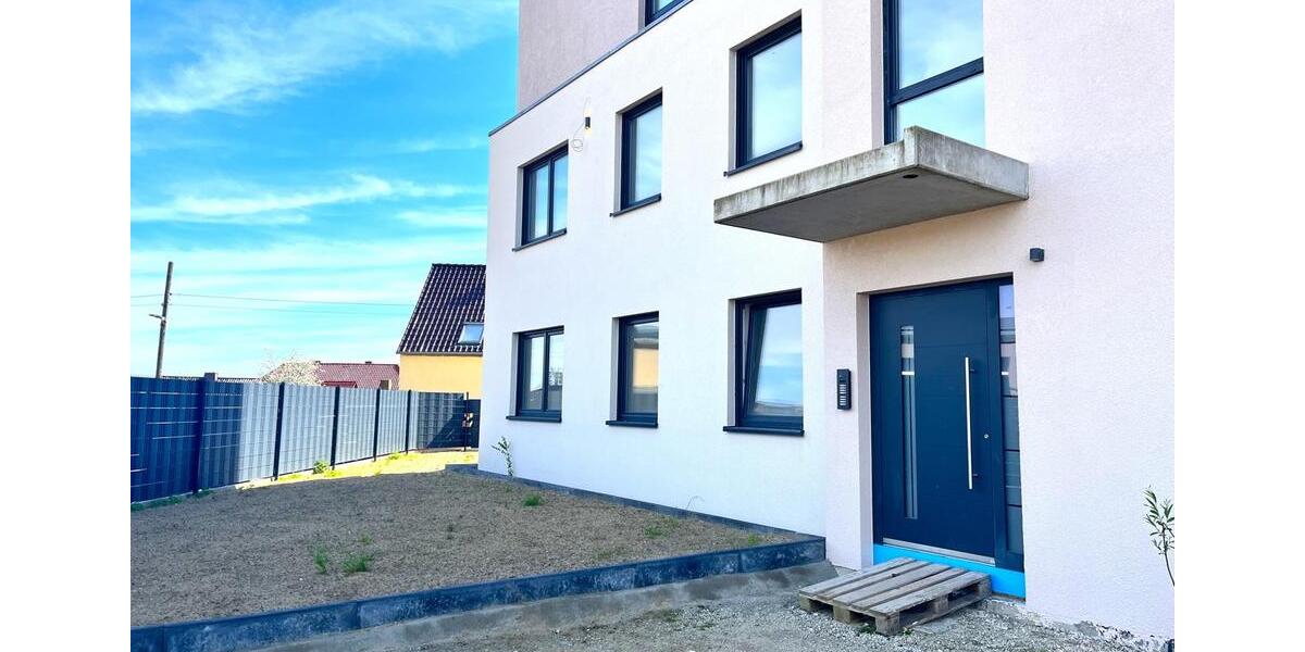 Etagenwohnung Raguhn-Jeßnitz Jeßnitz - 2 Zimmer, 75 m&sup2;, 755&euro; | Angebot:25999382