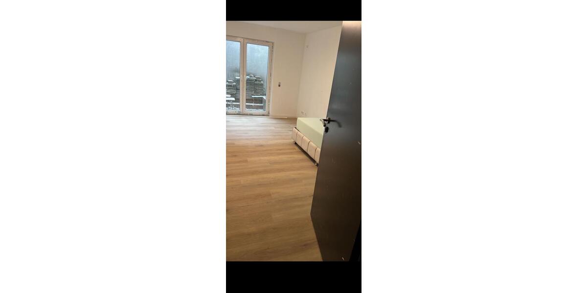 Wohnen auf Zeit Würselen - 12 Zimmer, 100 m&sup2;, 530&euro; | Angebot:26438505