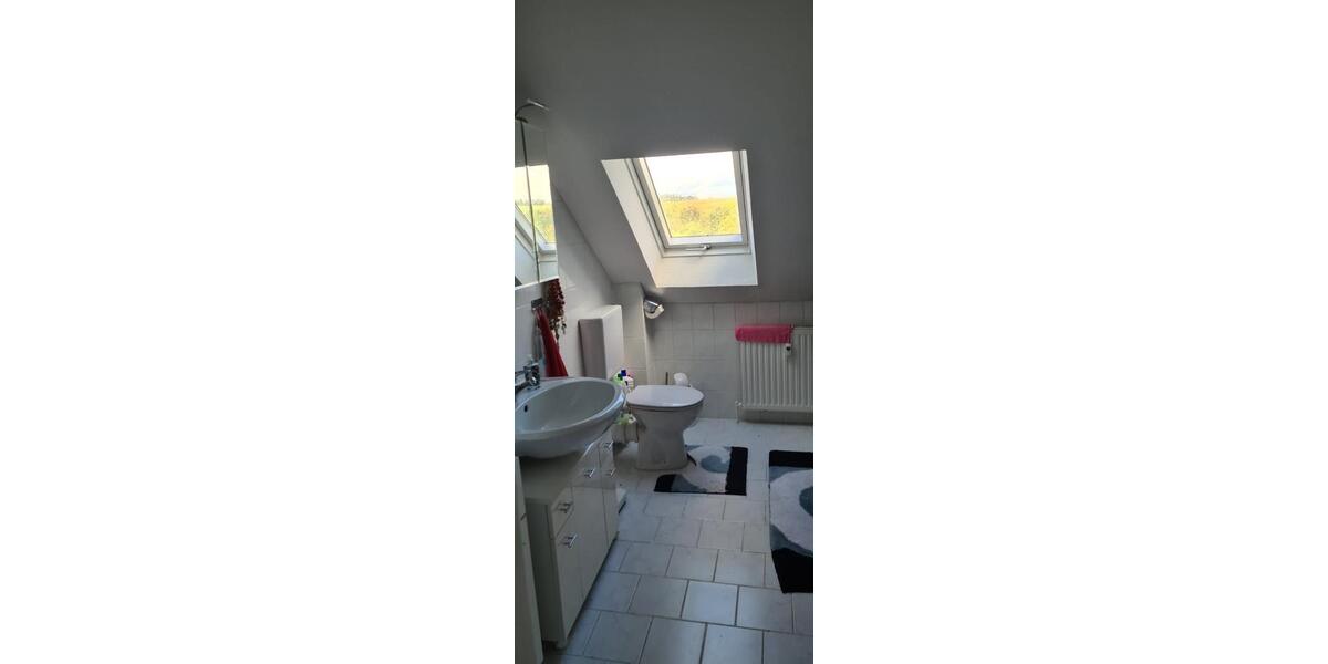 Dachgeschoßwohnung Hadamar - 3 Zimmer, 80 m&sup2;, 800&euro; | Angebot:25907765