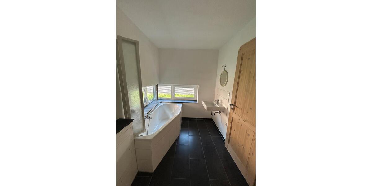 Einfamilienhaus Wandlitz - 2 Zimmer, 65 m&sup2;, 1.200&euro; | Angebot:27625675