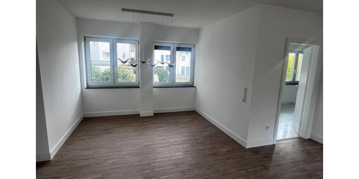 Erdgeschoßwohnung Hiddenhausen - 3 Zimmer, 136 m&sup2;, 1.215&euro; | Angebot:24456554