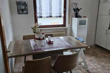 Gemütliche 3-Zimmer Wohnung im 1. OG in Altenkunstadt 3 zimmer