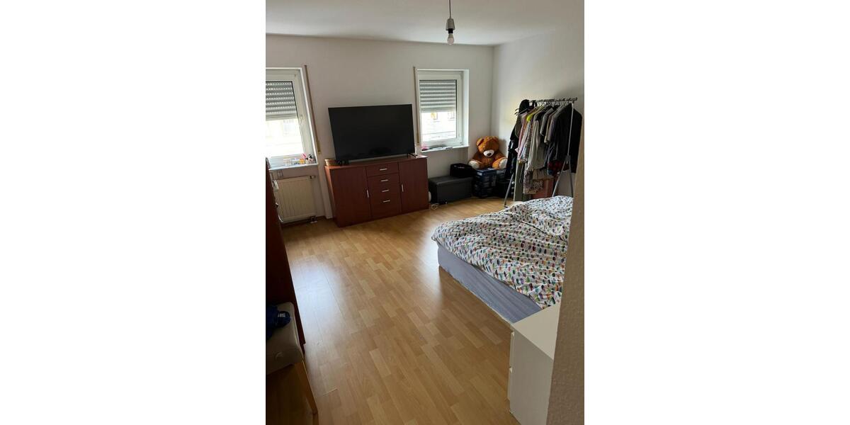 Etagenwohnung Saarbrücken West - 2 Zimmer, 60 m&sup2;, 690&euro; | Angebot:26611865