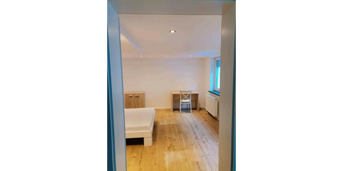 Wohnen auf Zeit Kaisheim - 5 Zimmer, 16 m&sup2;, 500&euro; | Angebot:26443177