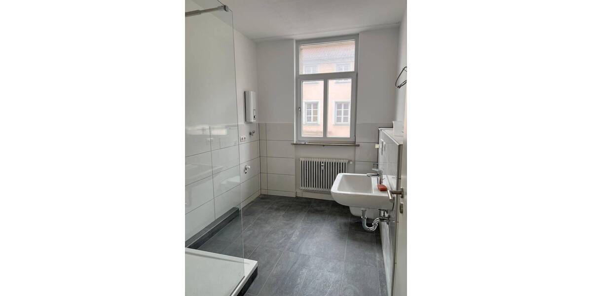 Etagenwohnung Erlangen Innenstadt - 2 Zimmer, 62 m&sup2;, 970&euro; | Angebot:26188537