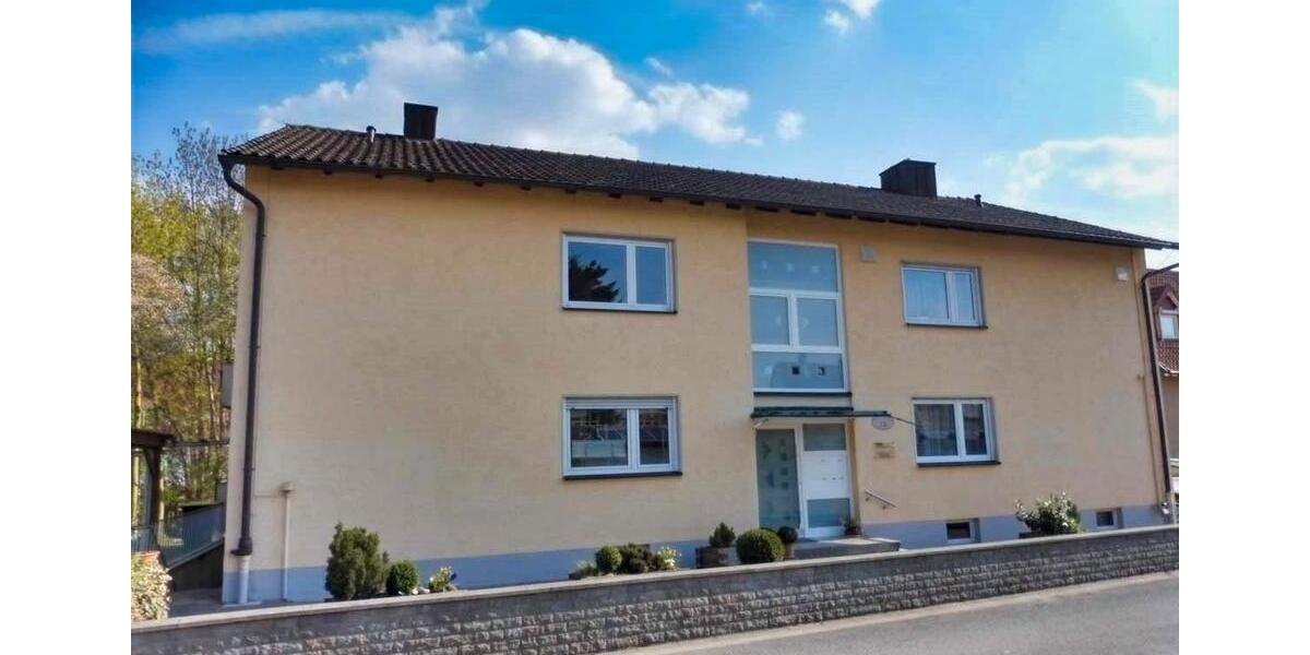 Gepflegte, sofort beziehbare 3 Zimmer-Wohnung mit Balkon und Carport in ruhiger Siedlungslage - Nähe Schulzentrum 3 zimmer