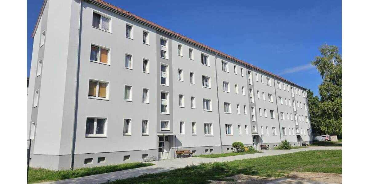 Etagenwohnung Braunsbedra Neumark - 4 Zimmer, 69 m&sup2;, 486&euro; | Angebot:26068625