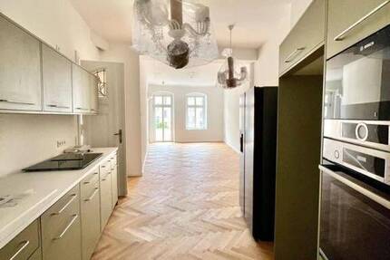 Bis 2029: Wunderschöne Altbauwohnung mit modernem Komfort und zeitloser Eleganz! 4 zimmer