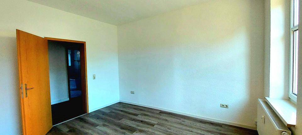 Erdgeschoßwohnung Eisenach - 3 Zimmer, 78 m&sup2;, 490&euro; | Angebot:26063608