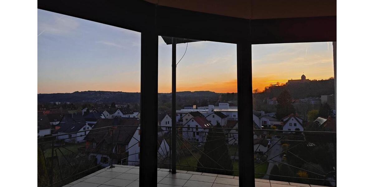 Erdgeschoßwohnung Kronach - 9 Zimmer, 250 m&sup2;, 2.998&euro; | Angebot:20430575