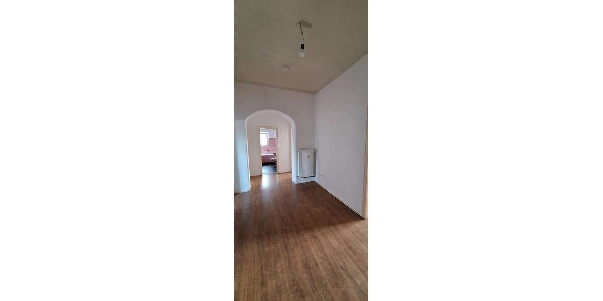 Etagenwohnung Bückeburg - 3 Zimmer, 89 m&sup2;, 660&euro; | Angebot:27211108