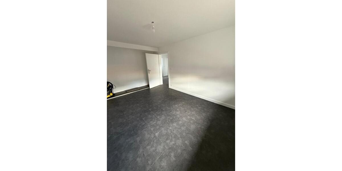 Etagenwohnung Auggen - 3 Zimmer, 82 m&sup2;, 1.100&euro; | Angebot:26006384