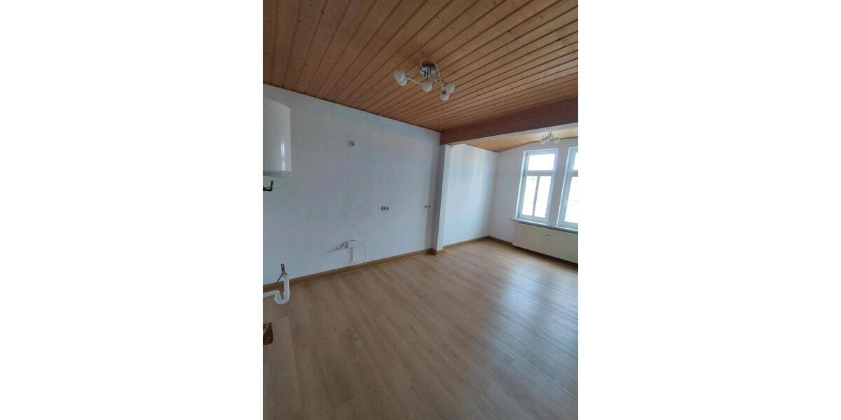 Dachgeschoßwohnung Arnstadt - 3 Zimmer, 97 m&sup2;, 730&euro; | Angebot:26561391