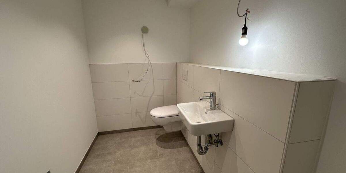 Etagenwohnung Karben Klein-Karben - 4 Zimmer, 170 m&sup2;, 2.050&euro; | Angebot:25665203