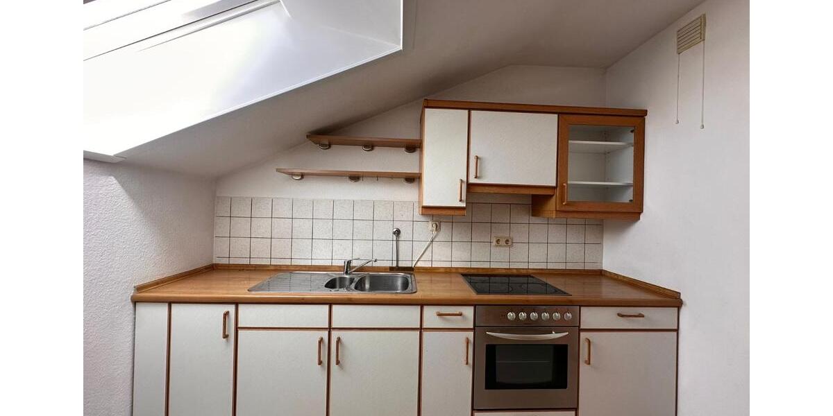 Dachgeschoßwohnung Hohenroth - 2 Zimmer, 67 m&sup2;, 550&euro; | Angebot:24215242