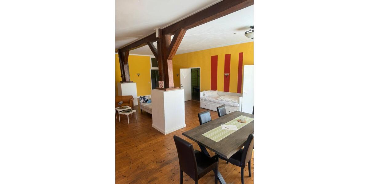 Hochparterre Wismar Altstadt - 4 Zimmer, 150 m&sup2;, 1.600&euro; | Angebot:26637144