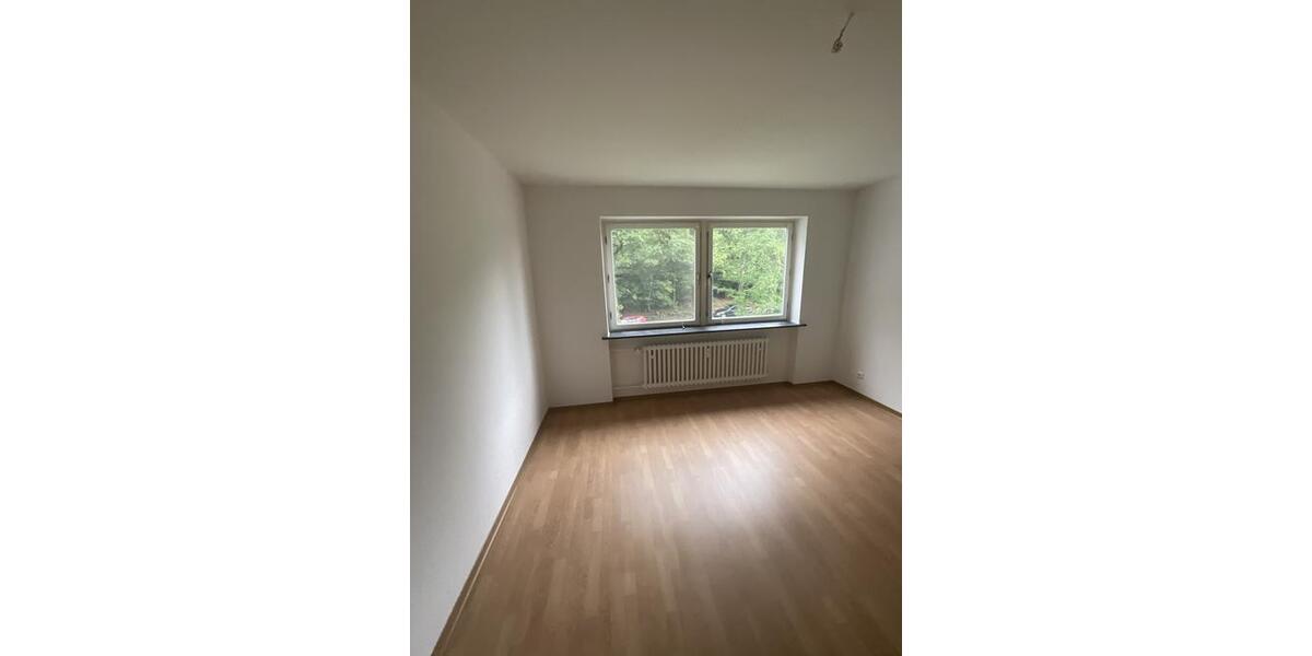 Etagenwohnung Siegen Dillnhütten - 3 Zimmer, 82 m&sup2;, 729&euro; | Angebot:26427125