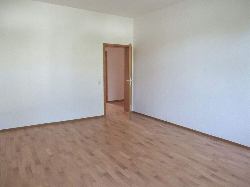 Gemütliche 3-Raum-Wohnung mit EBK und Balkon